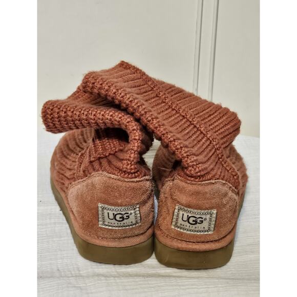 UGG Classic Cardy Mid Calf Knit Crochet Boots Size 8 5833 Sheepskin Footbed - Picture 6 of 8